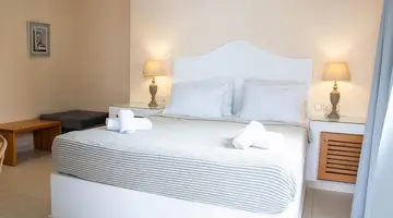 Sellada Apartments