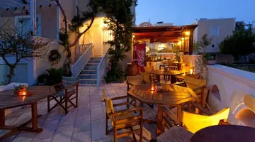 Sellada Apartments