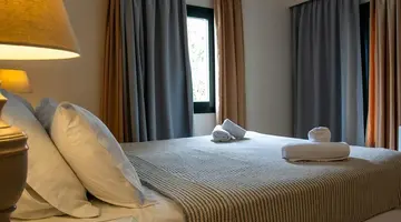 Sellada Apartments