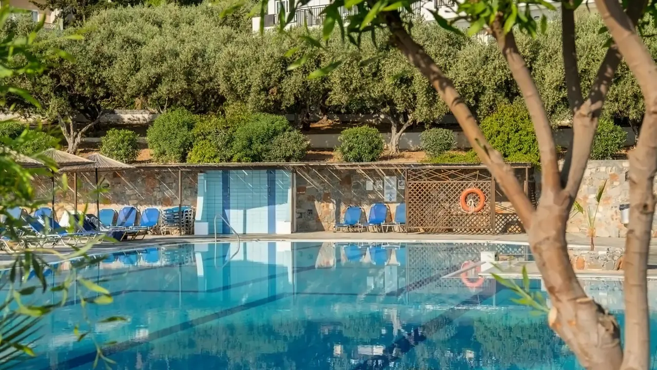 Semiramis Village Hotel