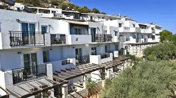 Semiramis Village Hotel