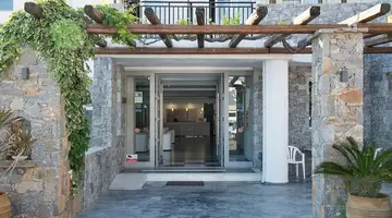 Semiramis Village Hotel