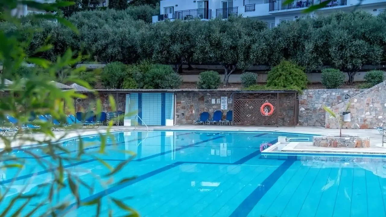 Semiramis Village Hotel