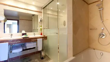Senator Banus Spa