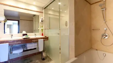 Senator Banus Spa