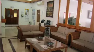 Senator Hotel Apartments