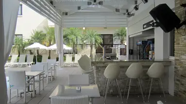 Senator Hotel Apartments