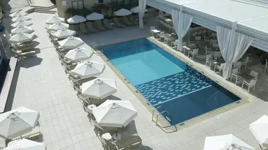 Senator Hotel Apartments