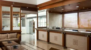 Senator Hotel Apartments