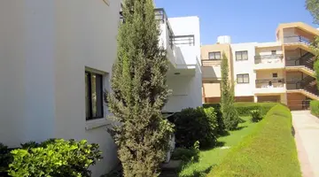 Senator Hotel Apartments
