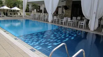 Senator Hotel Apartments