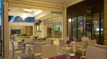 Senator Hotel Apartments