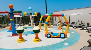 Senseana Resort