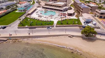 Senseana Sea Side Resort and Aquadventure