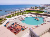 Senseana Sea Side Resort and Aquadventure