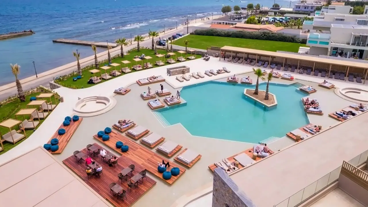 Senseana Sea Side Resort & Aquadventure