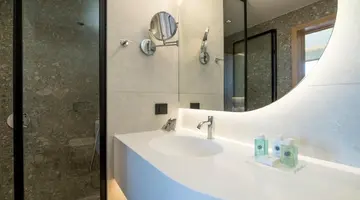 Senseana Sea Side Resort & Spa