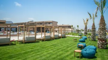 Senseana Seaside Resort And Aquadventure