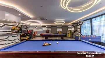 SENSITIVE PREMIUM RESORT