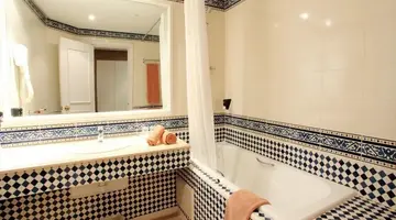 Sentido Bellevue Park