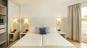 Sentido Fido Tucan - Adults Only