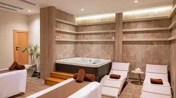 Sentido Naga Bay