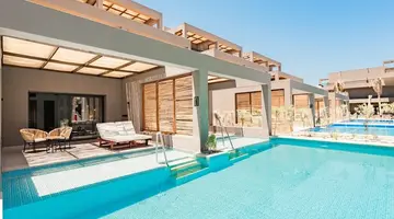 Sentido Naga Bay