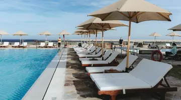 Sentido Naga Bay