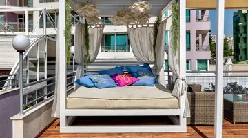 Sentido Neptun Beach