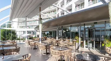Sentido Neptun Beach
