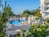 Sentido Neptun Beach