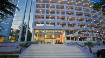 Sentido Neptun Beach
