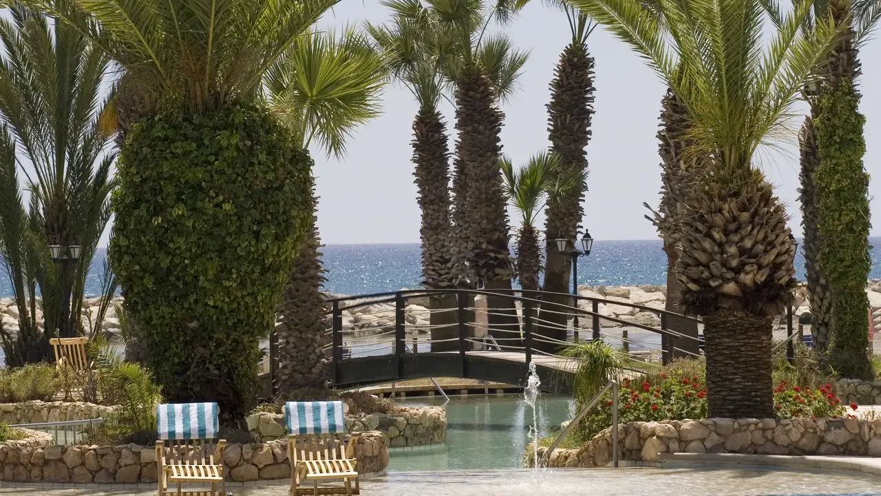 SENTIDO SANDY BEACH