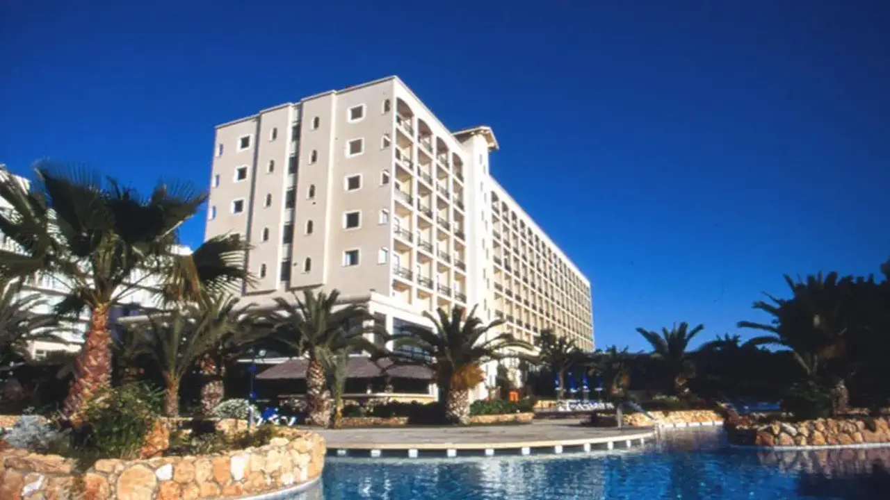 SENTIDO SANDY BEACH