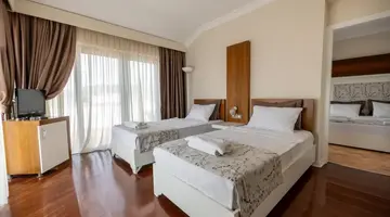 SENTINUS BEACH HOTEL