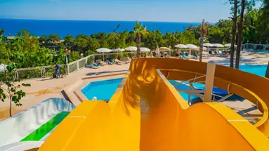 Senza Garden Holiday Club