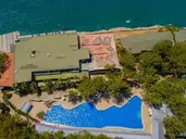 Senza Garden Holiday Club