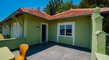 Senza Garden Holiday Club