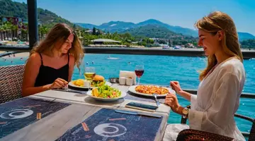 Senza Garden Holiday Club