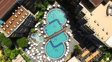 Senza Grand Santana Hotel