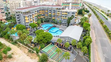 Senza Grand Santana Hotel