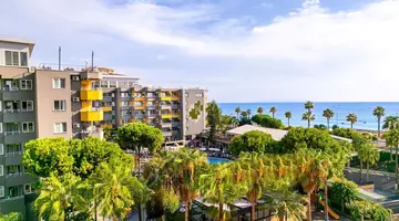 Senza Grand Santana Hotel