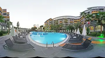Senza Grand Santana Hotel