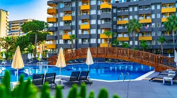 Senza Grand Santana Hotel