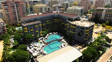 Senza Grand Santana Hotel