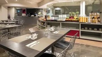 Sercotel Amister Art Hotel