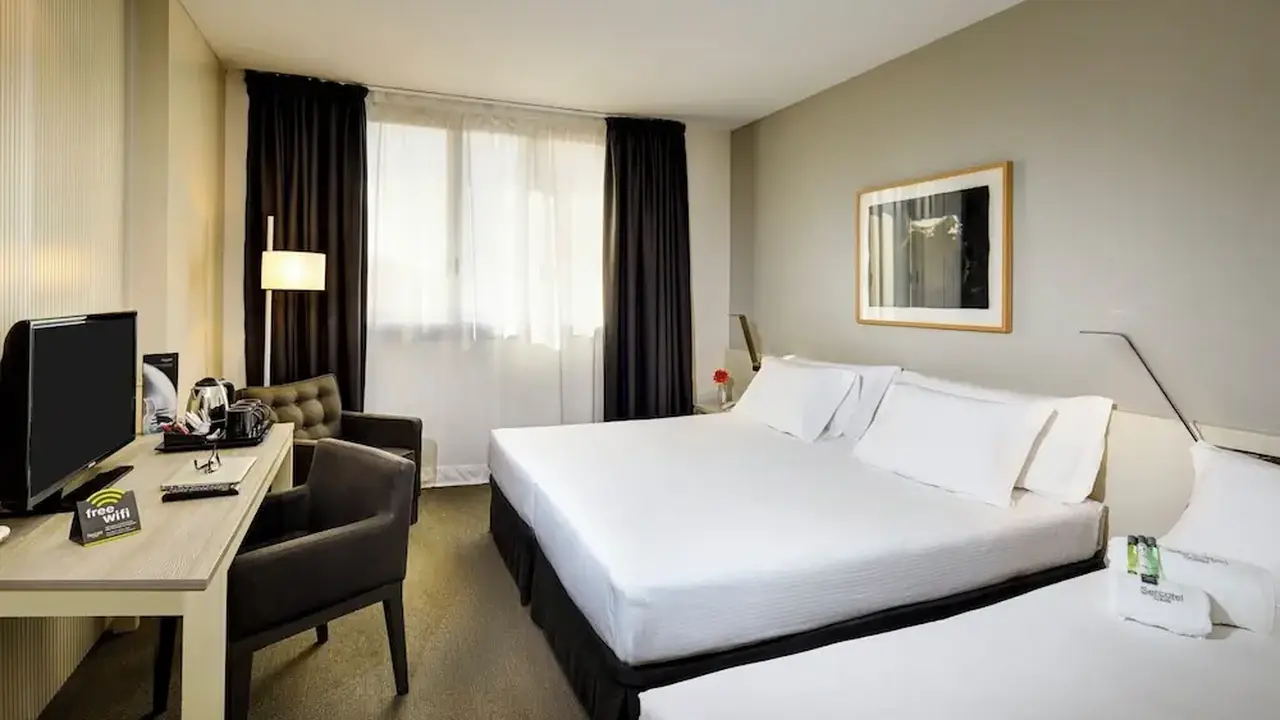 Sercotel Amister Art Hotel