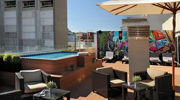 Sercotel Amister Art Hotel