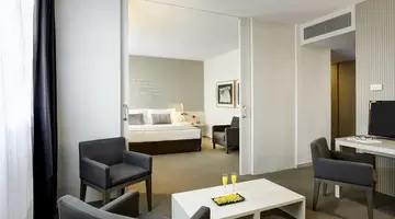 Sercotel Amister Art Hotel