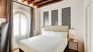 Sercotel Granada Suites